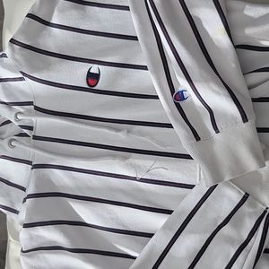 Unisex: Champion Stripped Hoddie